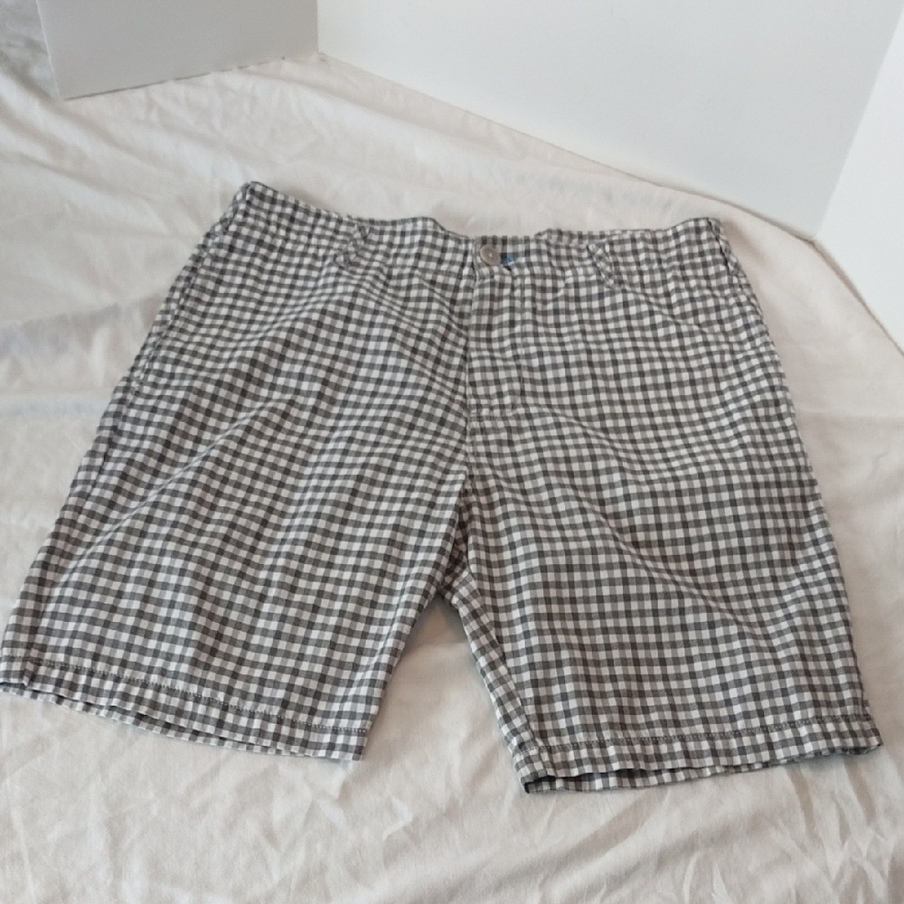Billabong Mens Shorts Size 36 White/ Grey Checks Cotton/ Poly Blend